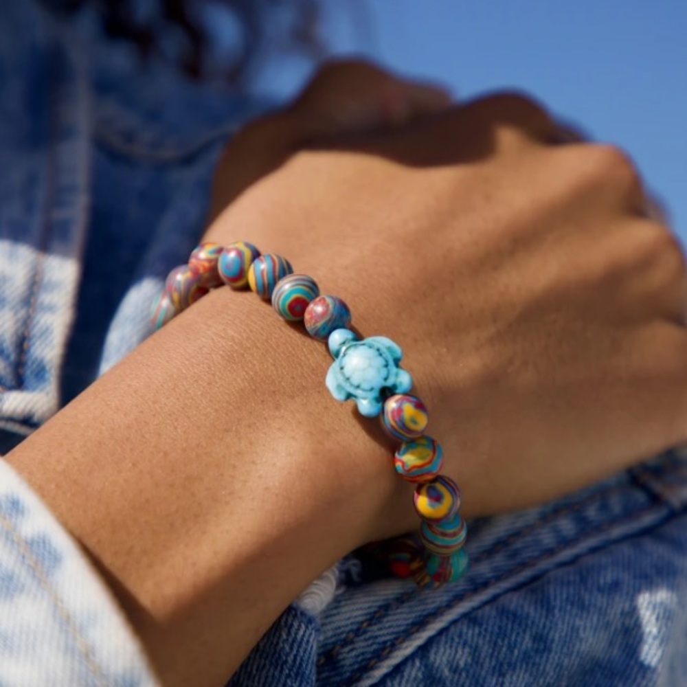 2 LEFT 🏝 SEA TURTLE RAINBOW STRETCH BEAD BRACELET - Picture 2 of 6